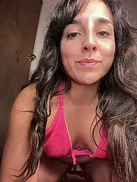 Snapshot of Latinaelisa chatting on 04-22-26, 03:09 Latinaelisa online show from 04-22-26, 03:09
