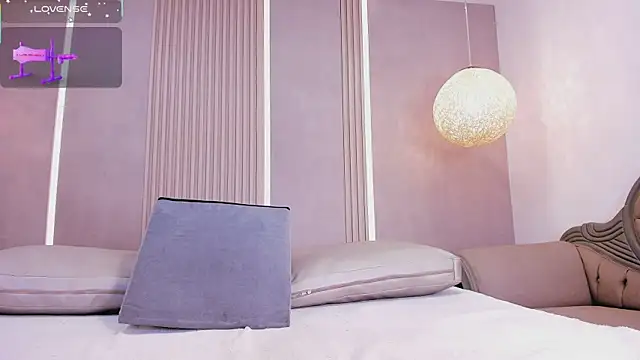 eva lain online show from 04-23-26, 12:29