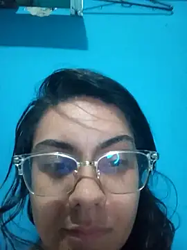 Snapshot of Mel152420 chatting on 03-12-26, 03:12 Mel152420 online show from 03-12-26, 03:12