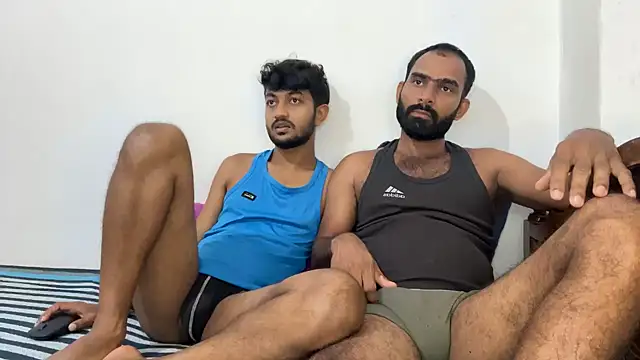 DesiDaddyandSon online show from 05-08-26, 04:40