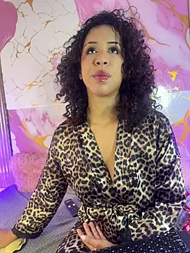 Snapshot of Woo_isDaphne chatting on 07-04-26, 11:33 Woo isDaphne online show from 07-04-26, 11:33