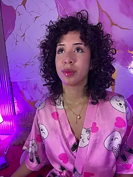 Snapshot of Woo_isDaphne chatting on 07-12-26, 11:07 Woo isDaphne online show from 07-12-26, 11:07