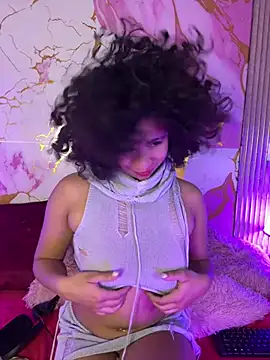 Snapshot of Woo_isDaphne chatting on 07-21-26, 12:24 Woo isDaphne online show from 07-21-26, 12:24