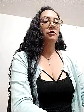 Snapshot of Salma-sweet chatting on 03-14-26, 02:50 Salma-sweet online show from 03-14-26, 02:50