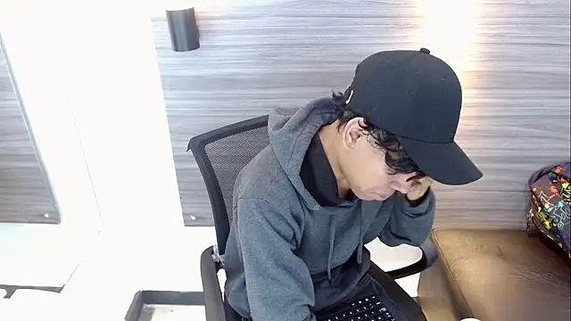 DaviidBuckx  online show from 04-22-26, 02:25