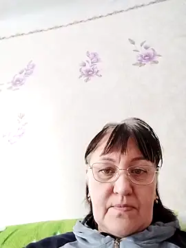 ViolaStar75 online show from 02-18-26, 07:04