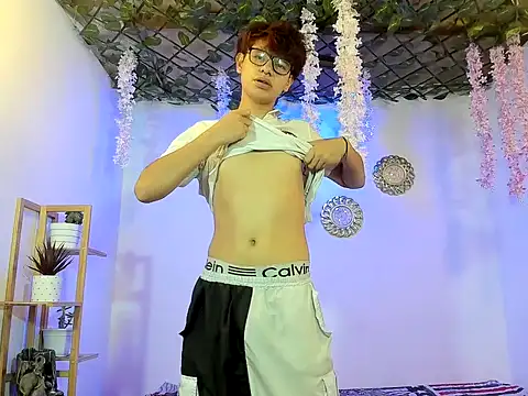 Lizeth hot2002 online show from 03-08-26, 01:03