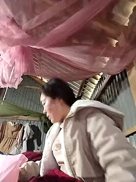 Yiyoongg online show from 02-09-26, 01:09