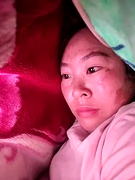 Yiyoongg online show from 02-09-26, 09:19