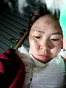 Yiyoongg online show from 03-11-26, 01:17