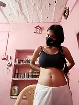 Snapshot of pakhipal chatting on 02-18-26, 03:52 pakhipal online show from 02-18-26, 03:52