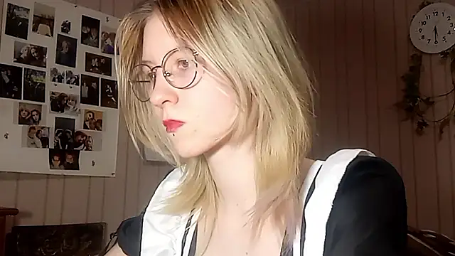 RunawayBr1de online show from 02-14-26, 02:25