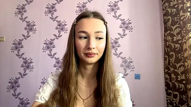 LacieHelaire online show from 03-08-26, 06:50