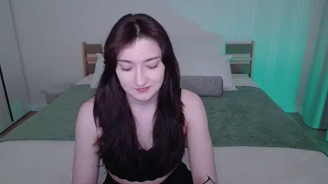 RosieGloom online show from 03-24-26, 06:13