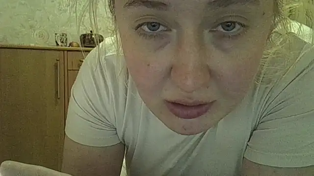 CurvyWild Lady30 online show from 04-26-26, 05:10