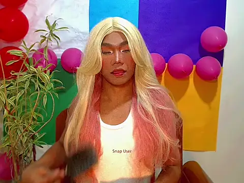 shopiaxox1 online show from 02-21-26, 04:35