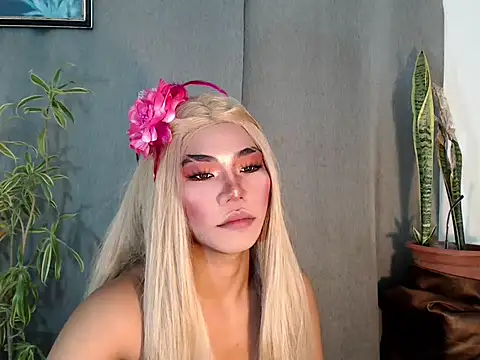 shopiaxox1 online show from 03-10-26, 05:12