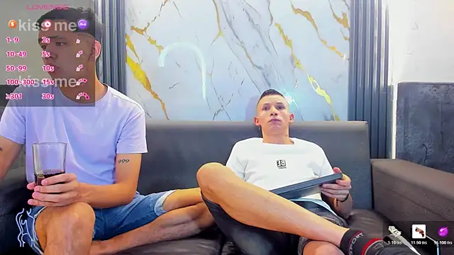 Isaak 26 online show from 04-26-26, 01:53