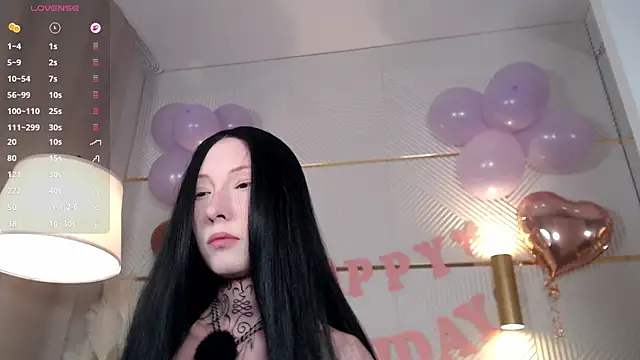Snapshot of roxy_morrison_x chatting on 07-06-26, 03:47 roxy morrison x online show from 07-06-26, 03:47