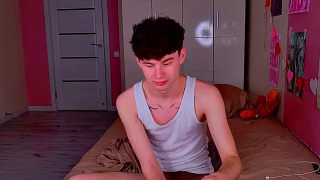 moon Gloww online show from 03-22-26, 03:15