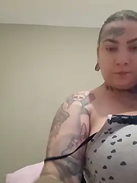 evvys2 online show from 03-11-26, 05:52