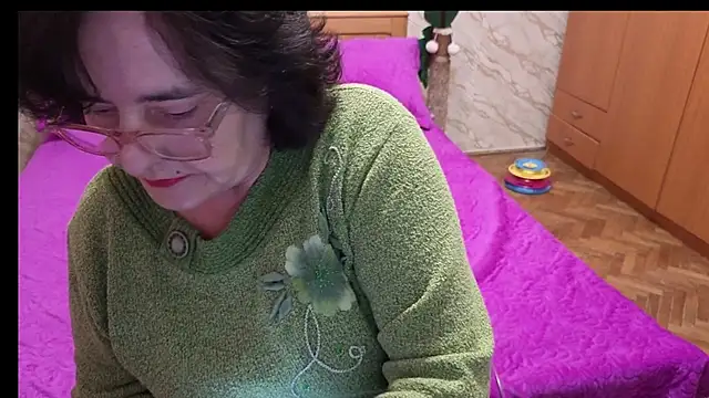 xMaryxAnne online show from 03-17-26, 06:00