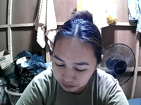 Cloudette 17 online show from 03-11-26, 09:04