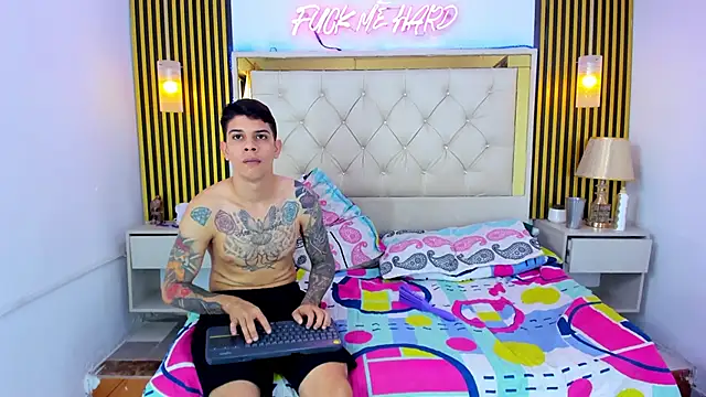 Adventurous Boys online show from 04-05-26, 06:38