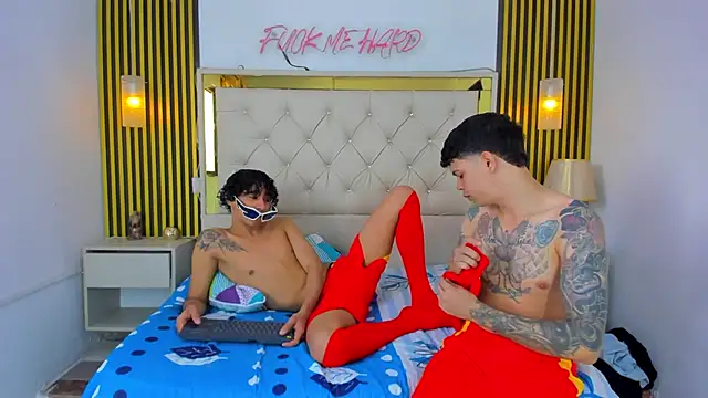 Adventurous Boys online show from 04-09-26, 06:02