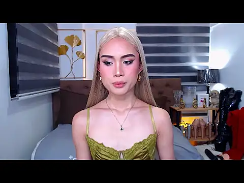 JuicyCockThea online show from 04-25-26, 01:41