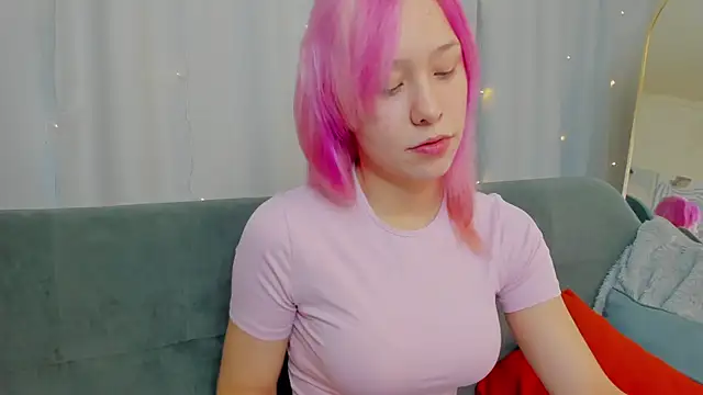 EmilyTrase online show from 04-02-26, 01:14