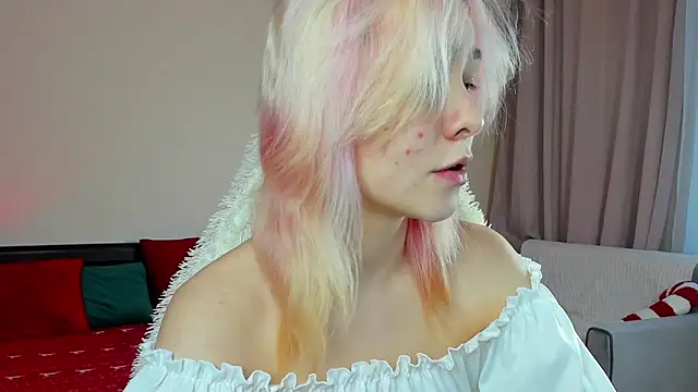 EmilyTrase online show from 04-20-26, 01:41