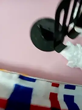 Kee-kimlee online show from 03-27-26, 08:37