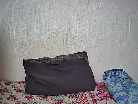 BlackBeauty2002 online show from 02-09-26, 08:24