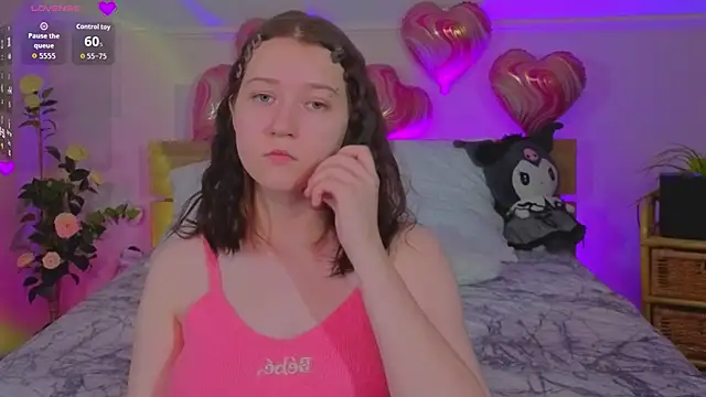 Snapshot of MmollyMay chatting on 02-12-26, 10:54 MmollyMay online show from 02-12-26, 10:54