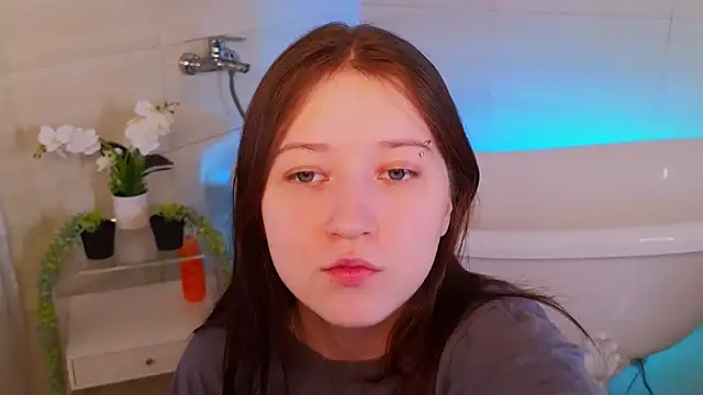 Snapshot of MmollyMay chatting on 03-03-26, 10:10 MmollyMay online show from 03-03-26, 10:10