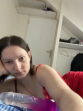Mis-Elisa96 online show from 05-06-26, 04:12