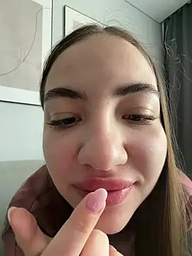  Patricia P online show from 05-19-26, 04:08