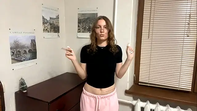 Snapshot of MillySwolley chatting on 02-12-26, 04:13 MillySwolley online show from 02-12-26, 04:13