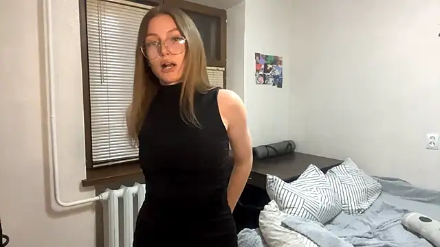 Snapshot of MillySwolley chatting on 02-15-26, 03:42 MillySwolley online show from 02-15-26, 03:42