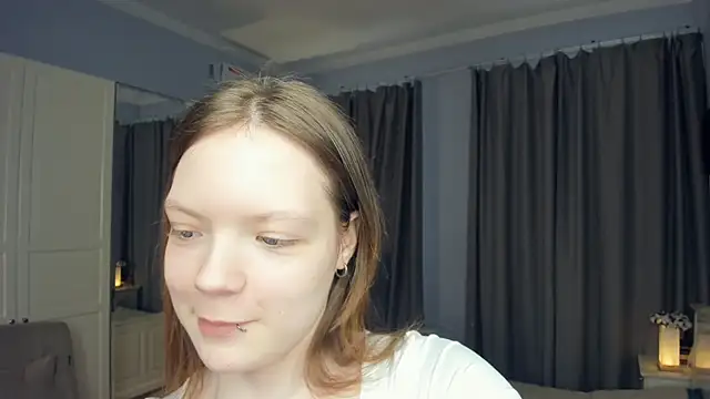 LavenderMitten online show from 04-23-26, 05:41