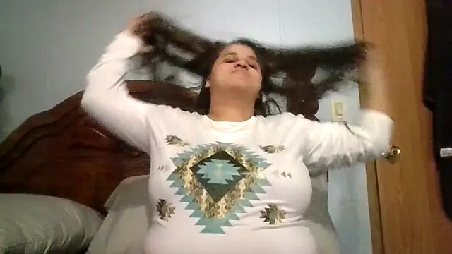 Snapshot of Celeste6969 chatting on 02-18-26, 02:02 Celeste6969 online show from 02-18-26, 02:02