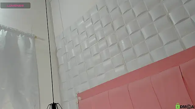  Victoria milf  online show from 04-25-26, 08:28