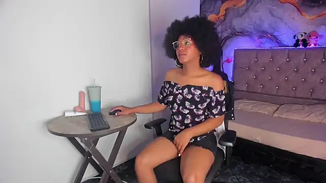 CataleyaMoon  online show from 04-21-26, 08:01