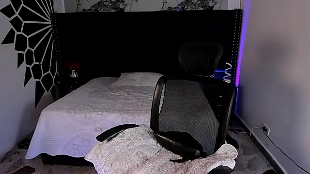 DulcePrince  online show from 04-26-26, 01:20