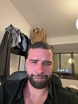 Snapshot of MitshCam chatting on 03-13-26, 07:20 MitshCam online show from 03-13-26, 07:20