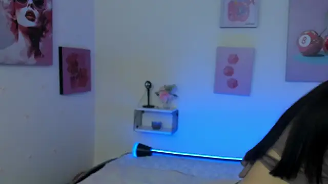 AnnyCotton online show from 04-15-26, 07:32