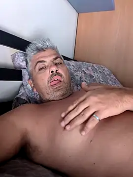 raysexy81 online show from 07-12-26, 03:36