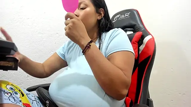 QueenNyxx online show from 04-29-26, 03:38