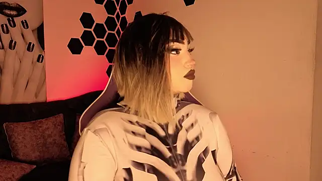 meowboo online show from 02-12-26, 01:44